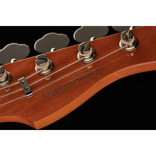 Marcus Miller P5R Alder-4 NT
