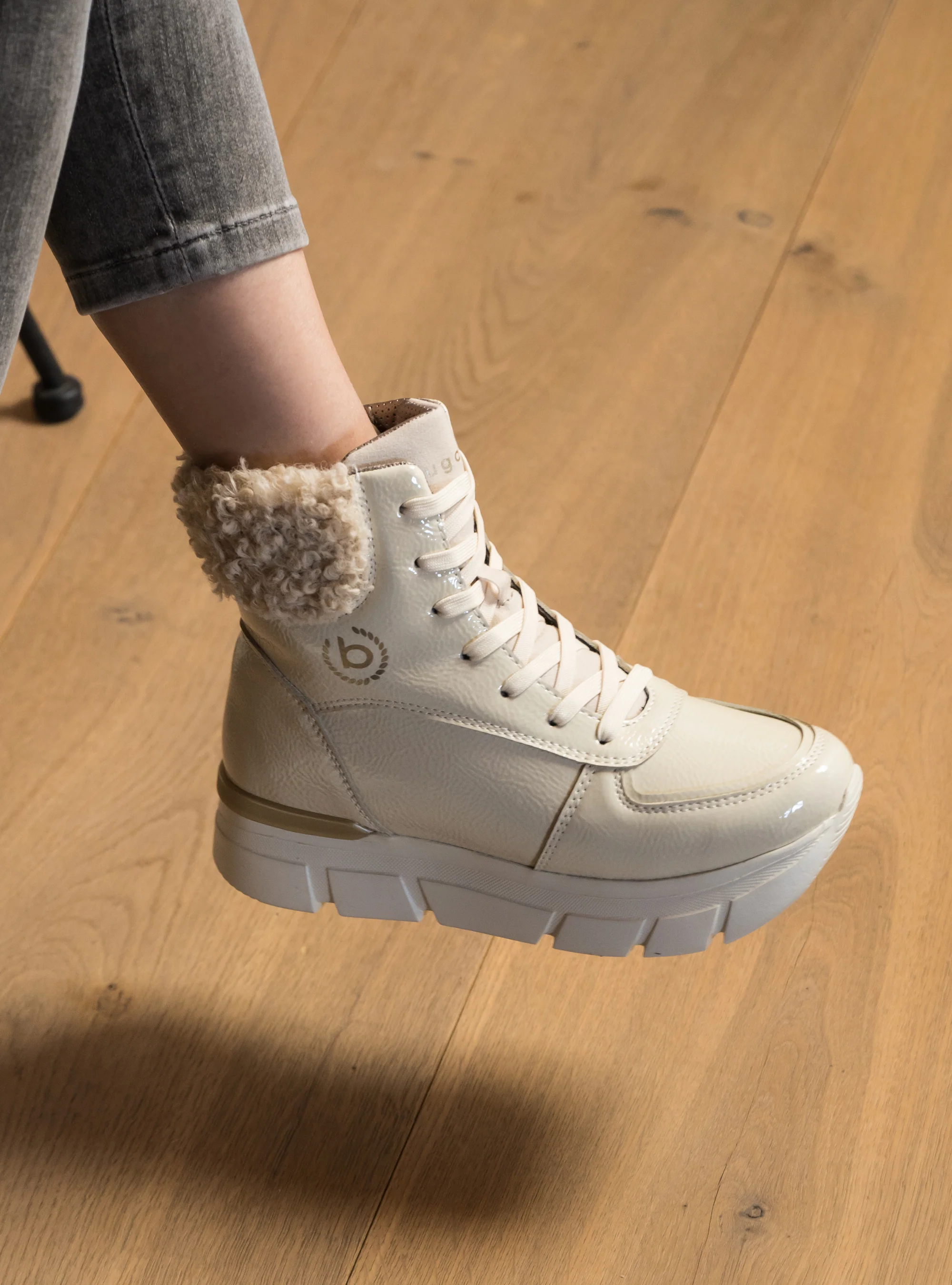 Stiefel beige