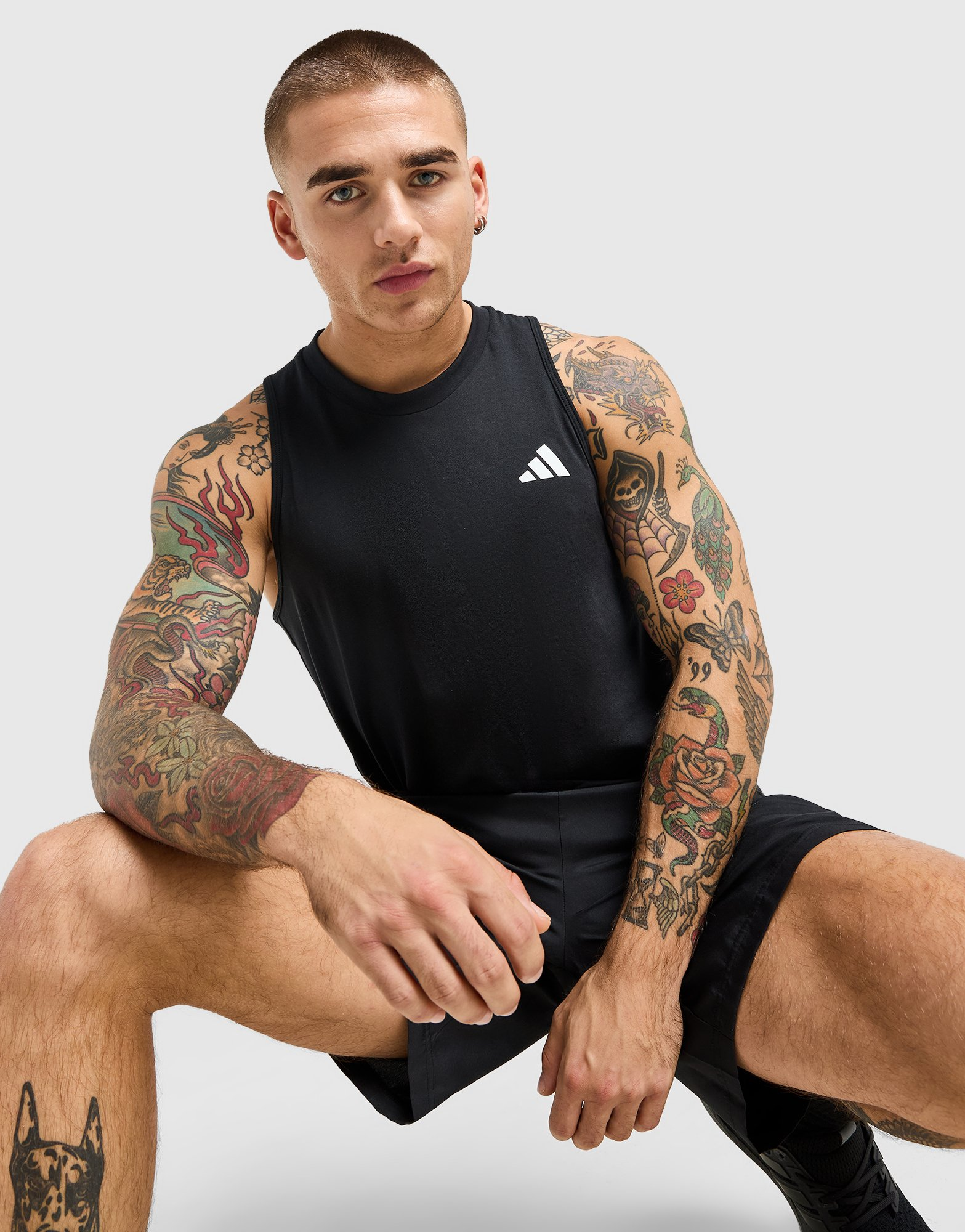 adidas T-shirt d'entraînement sans manches Train Essentials Feelready