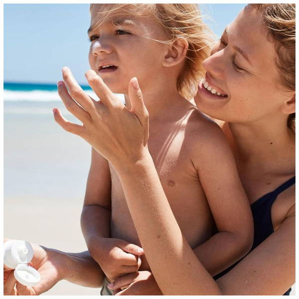 NAÏFNAÏF   Baby & Kids Sonnencreme SPF50 30ml