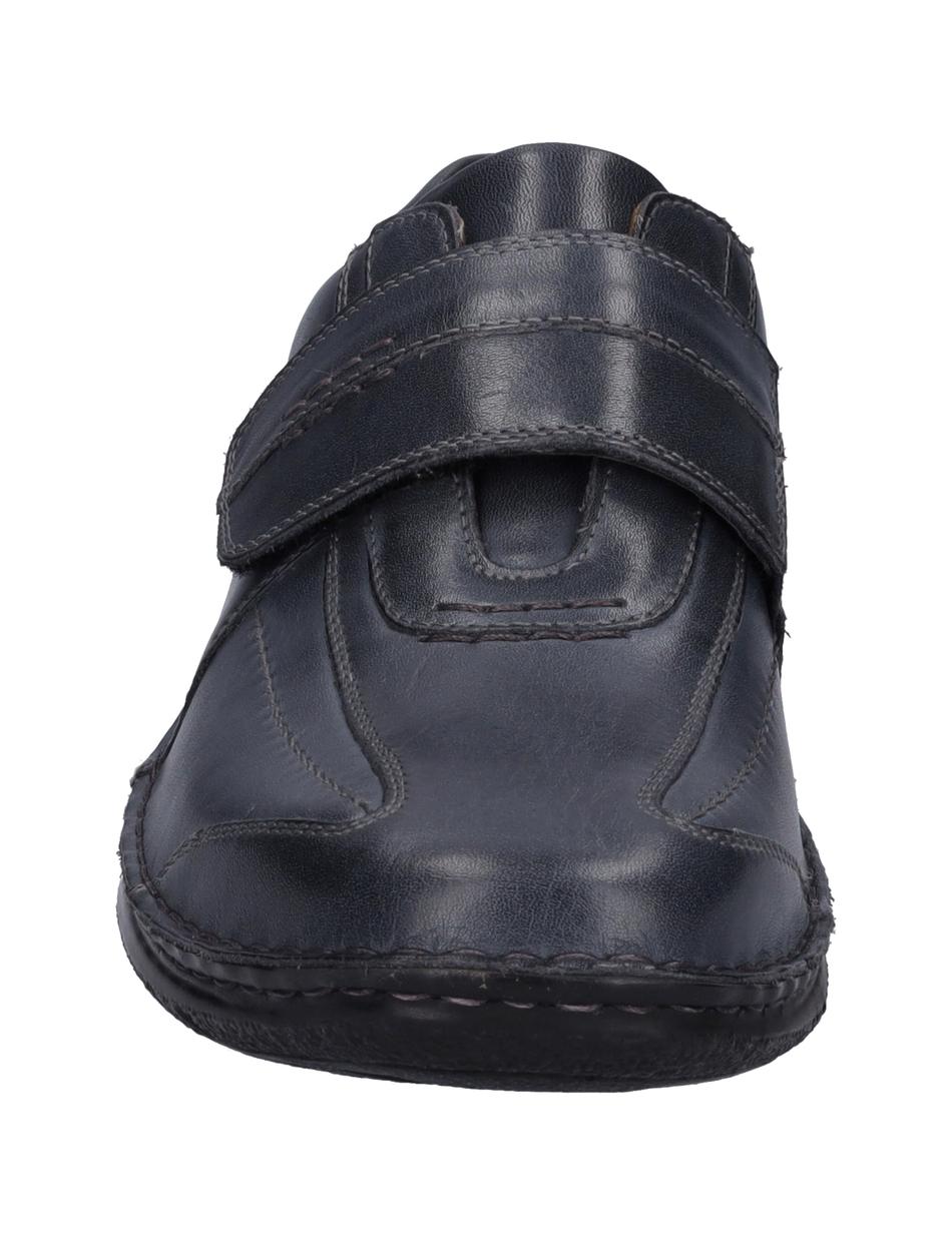 Slipper Alec, ocean