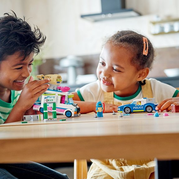 La course-poursuite du camion de glaces LEGO City 60314