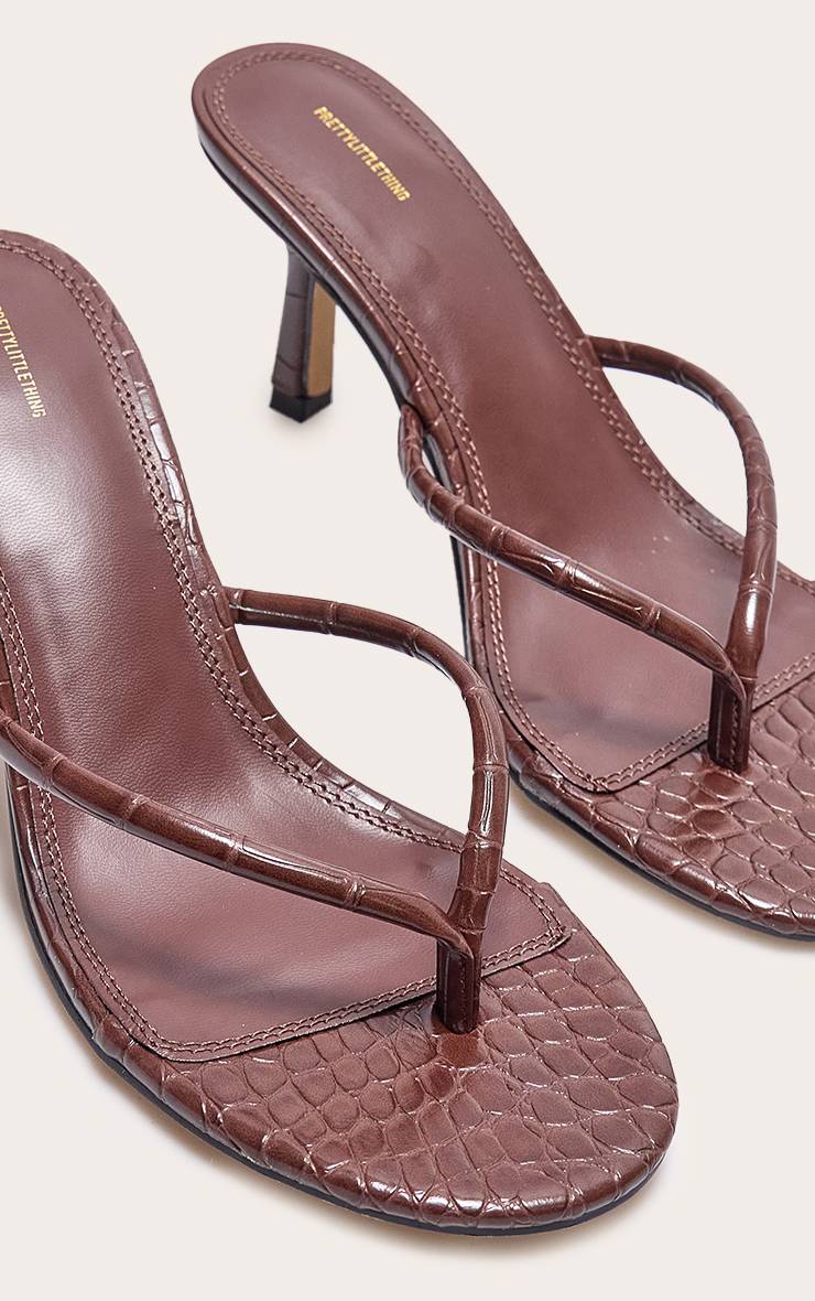 Marron Mules À Talon En Synthétiquecuir Avec Bride Entre Les Orteils