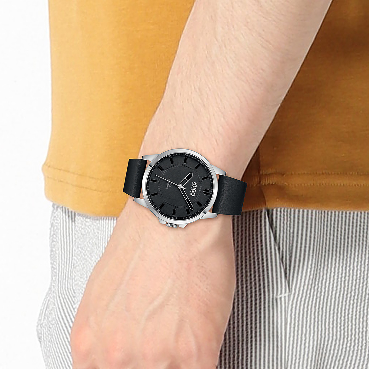 Montre HUGO First homme acier bracelet cuir noir