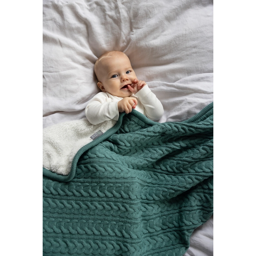 VINTER&BLOOM Kuscheldecke Cuddly Misty Green