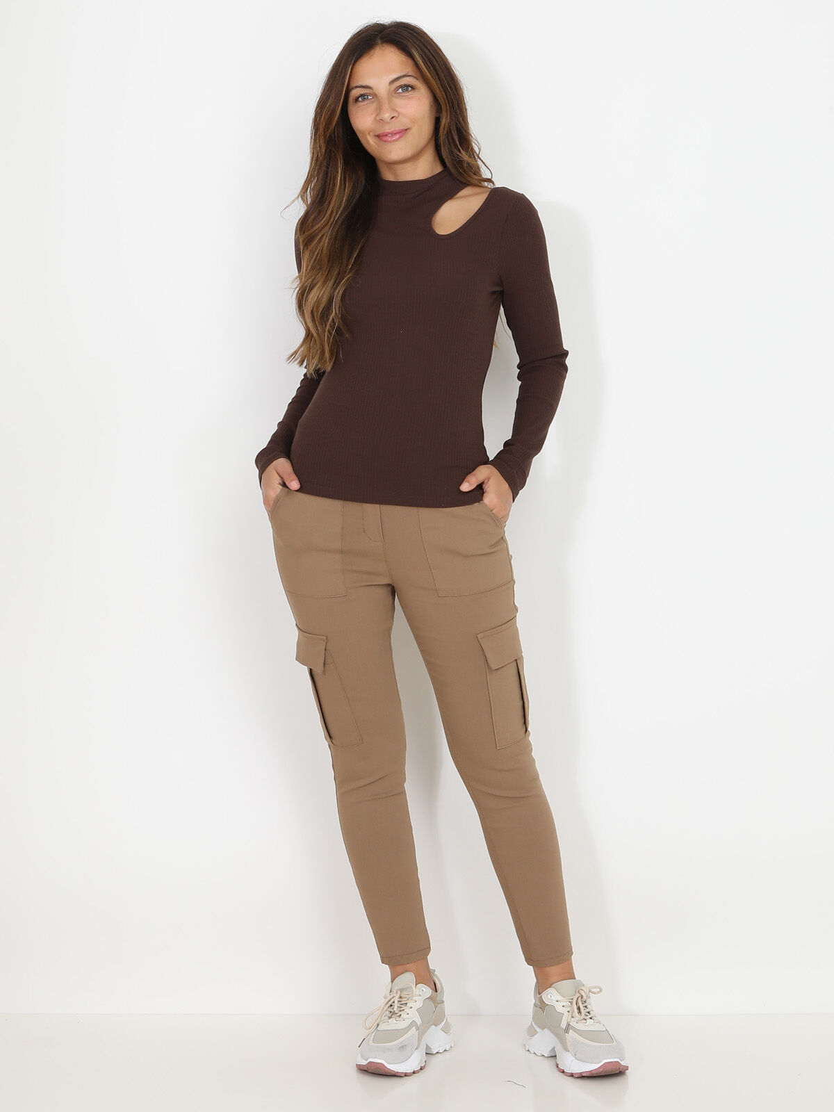 Top côtelé moulant asymétrique- Marron