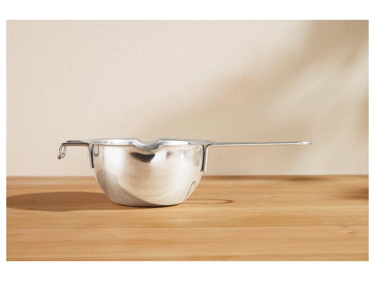 Au bain-marie-pan of zeef