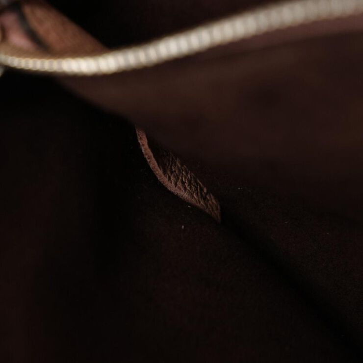 Louis Vuitton Vintage Louis Vuitton Mahina Pink