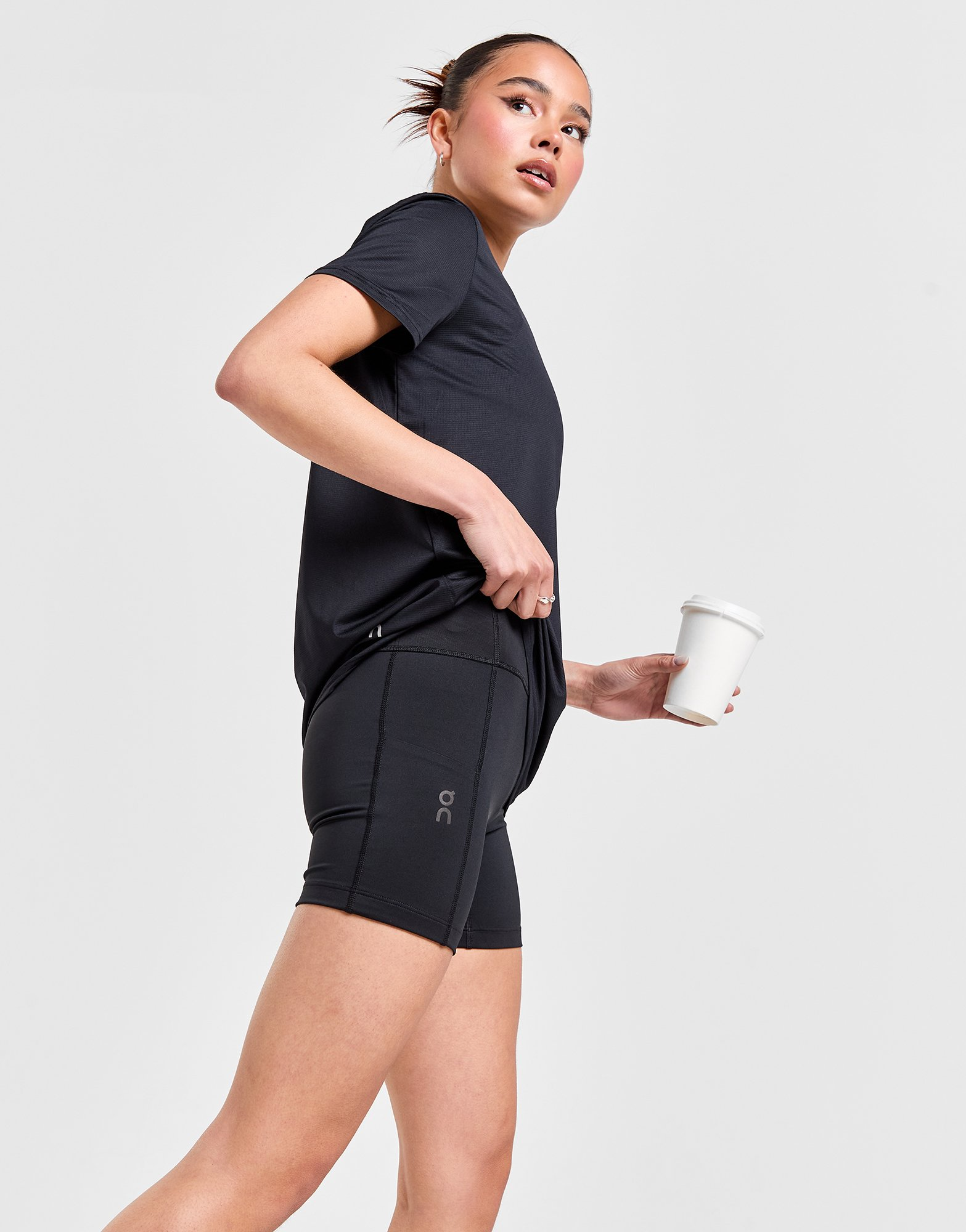 On Running Short Performance Femme