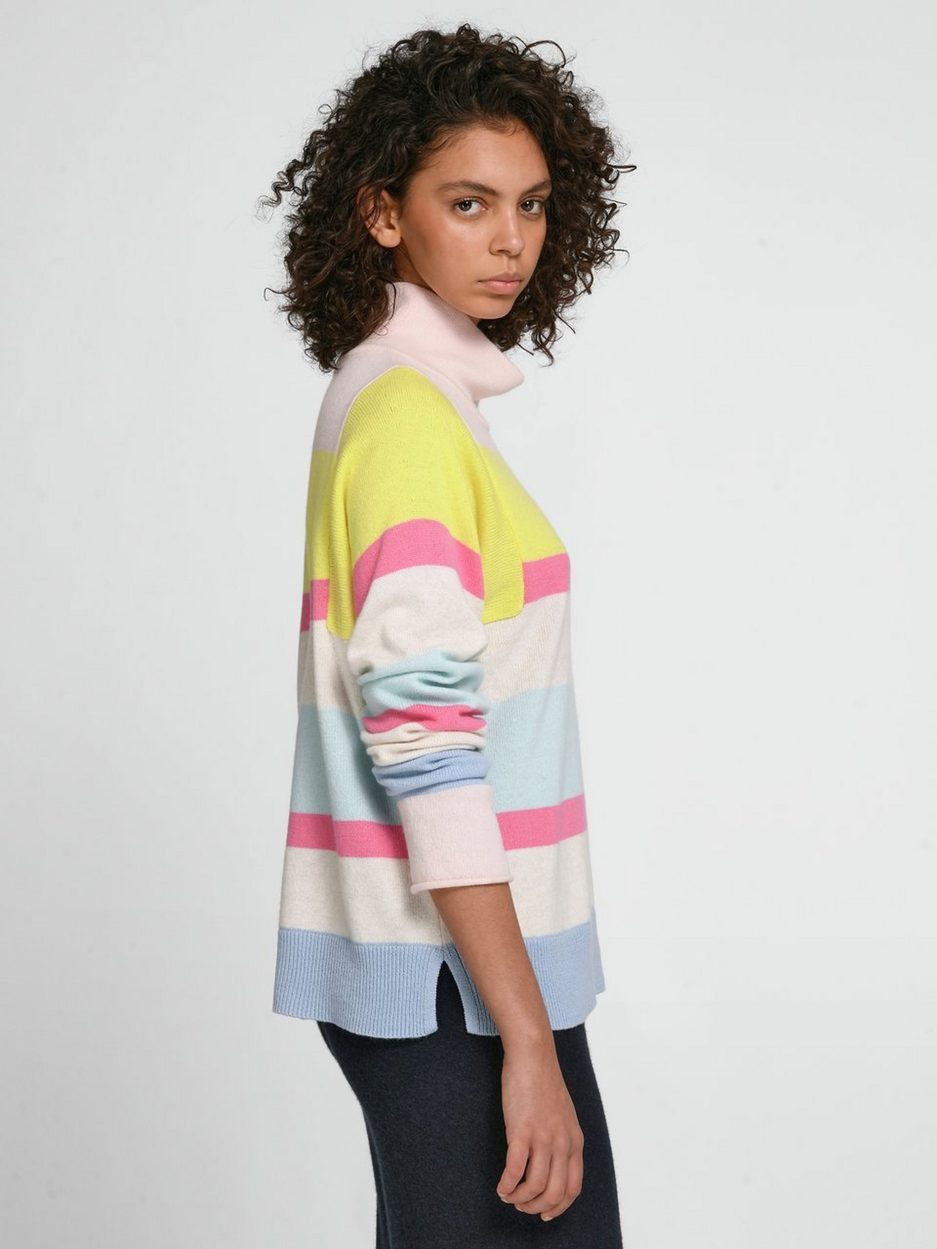 Pullover mit Stehbund