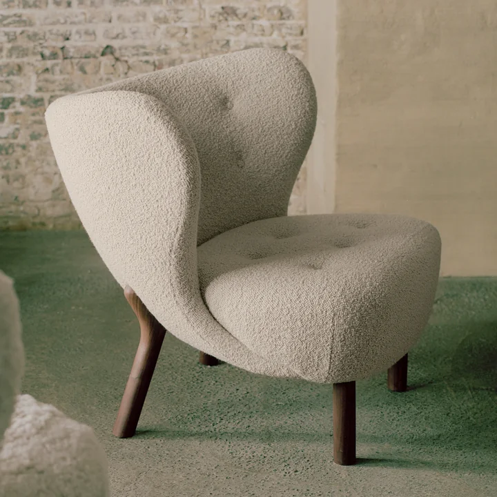 &Tradition - Little Petra VB1 Lounge Chair, Eiche geölt / Schaffell Moonlight
