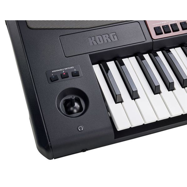 Korg PA-700