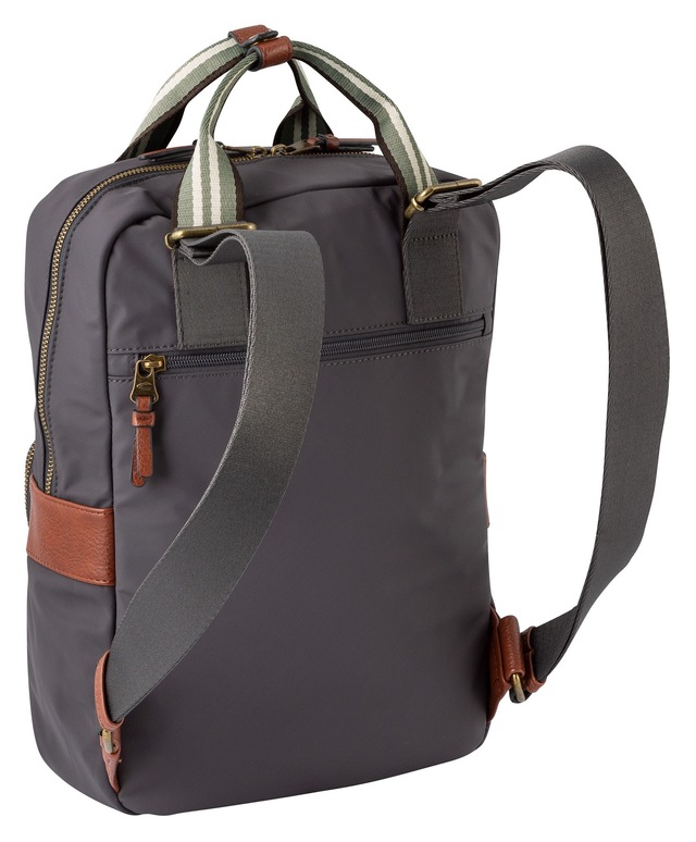 camel active Rucksack »Bari« aus hochwertigem matten Nylon mit gestreiftem Gewebeband