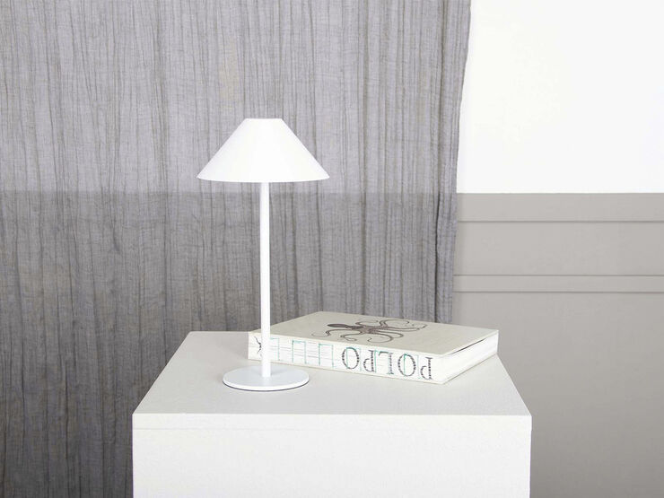 House of Sander Era Tale Lamp White