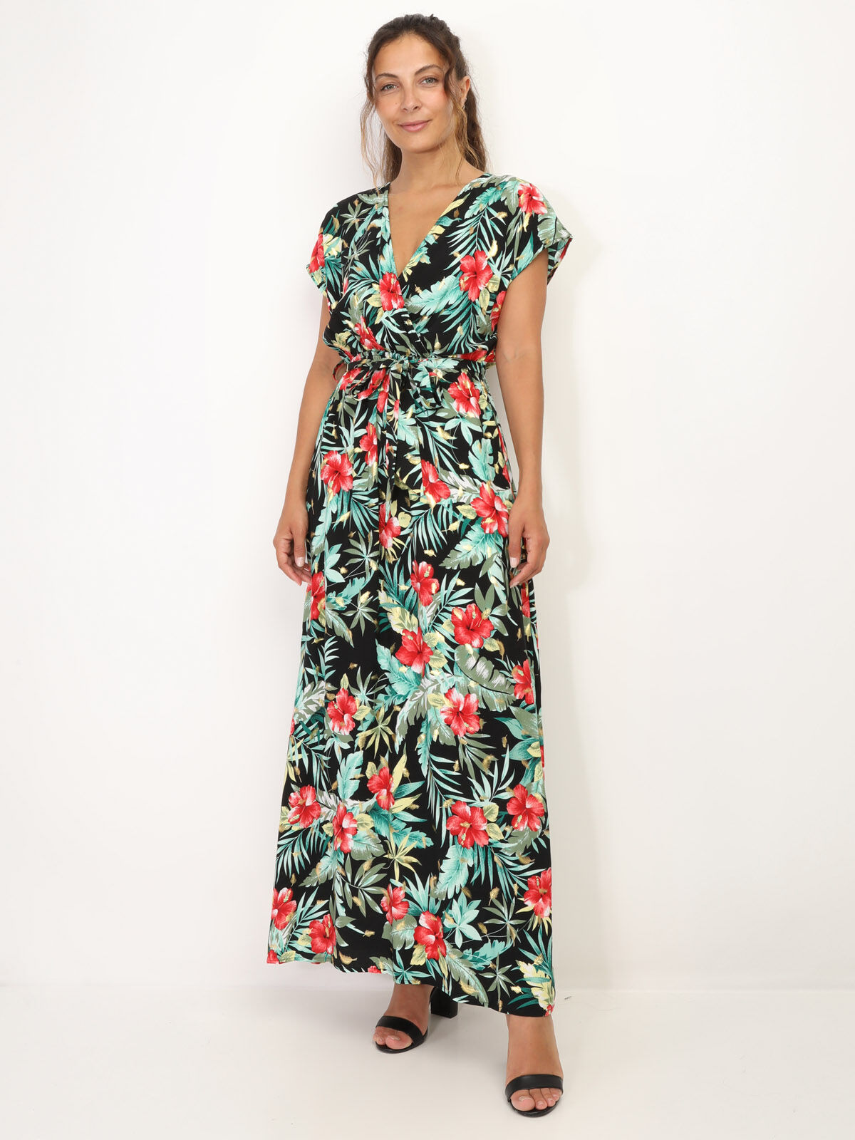 Robe ceinturée à motif fleurs et feuilles- Noir