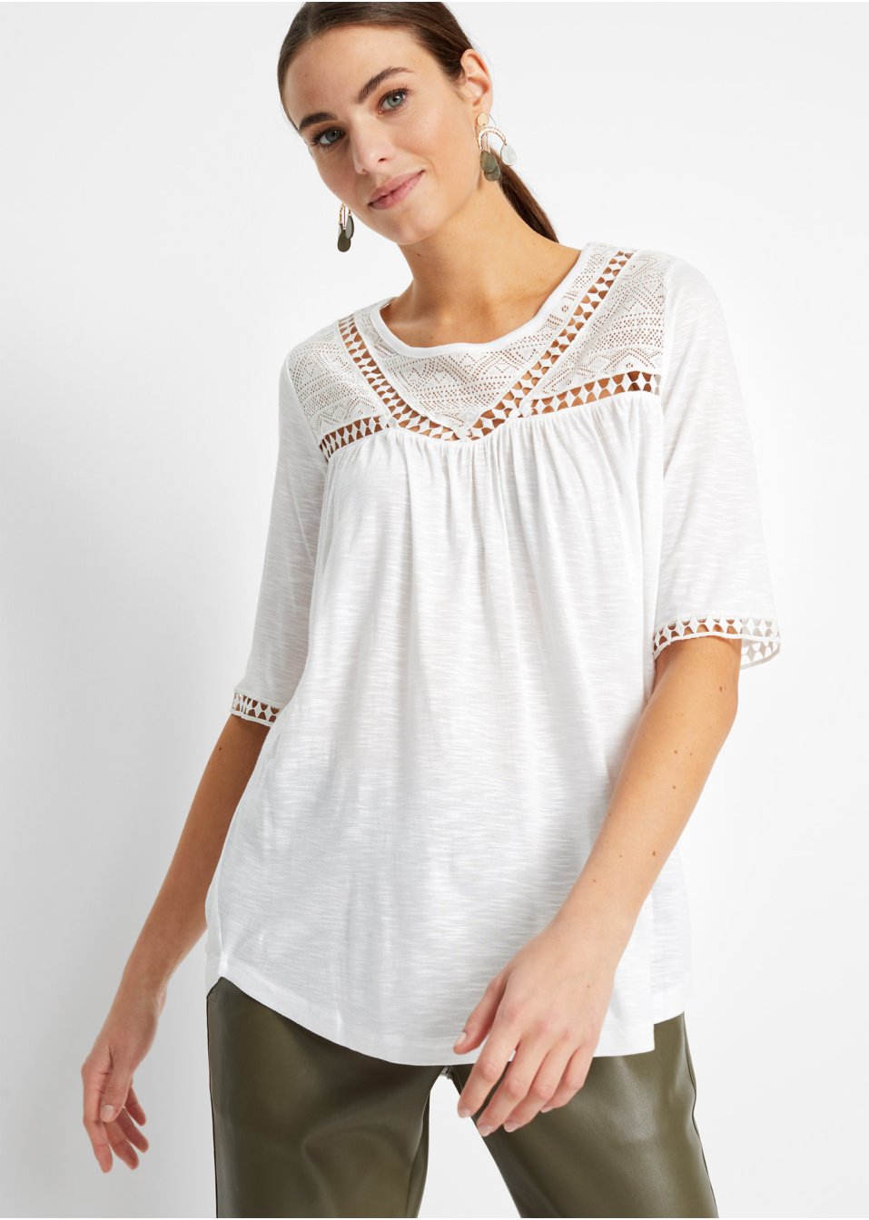 T-shirt à empiècement dentelle