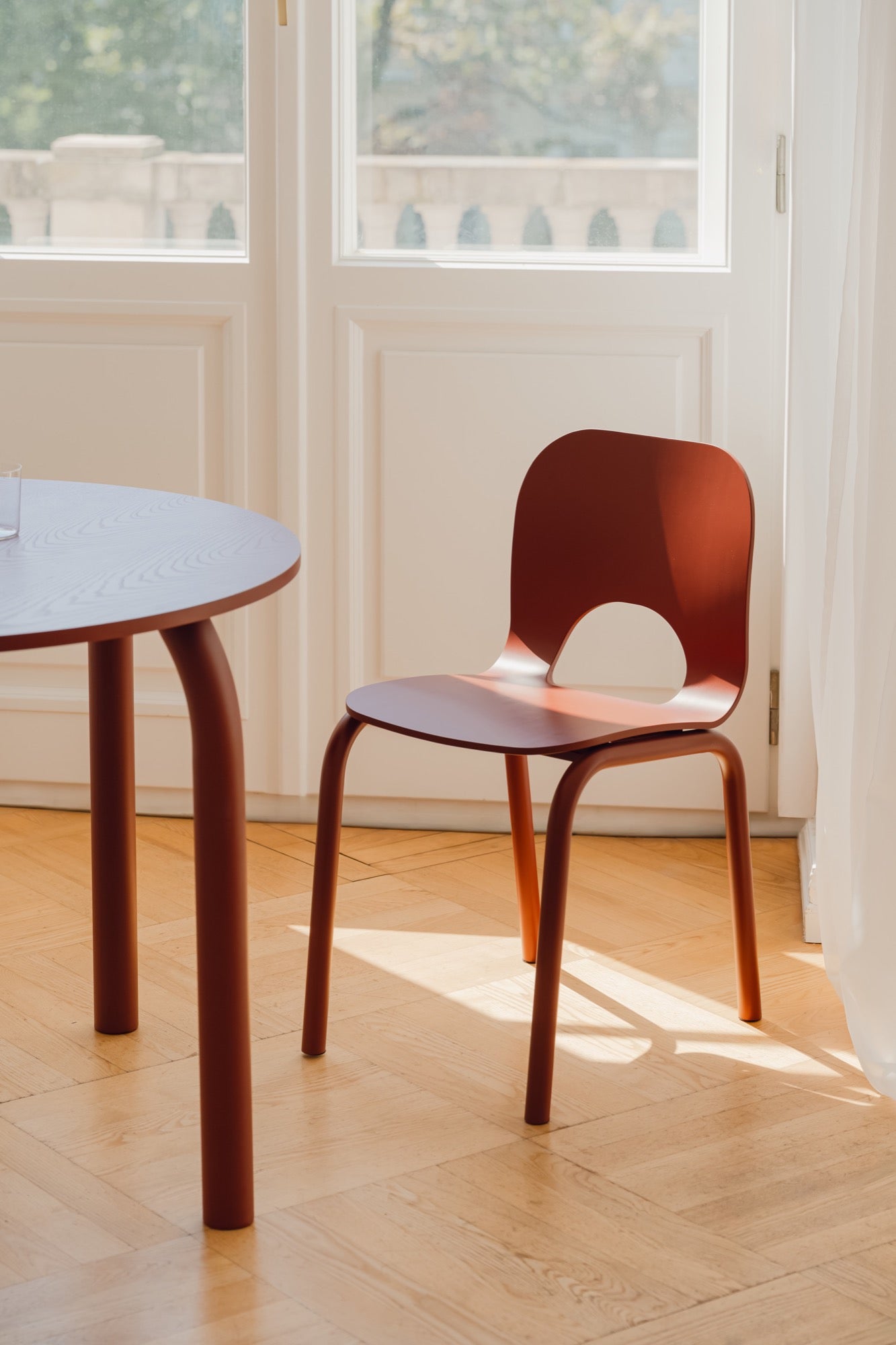 noo.ma MEKO Tafel - Auburn Red