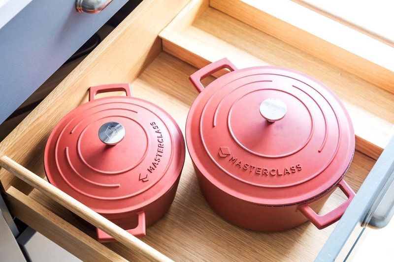 Braadpan, 24cm - 4 L - Rood - Lichtgewicht - Levenslange garantie - Geschikt voor inductie - MasterClass