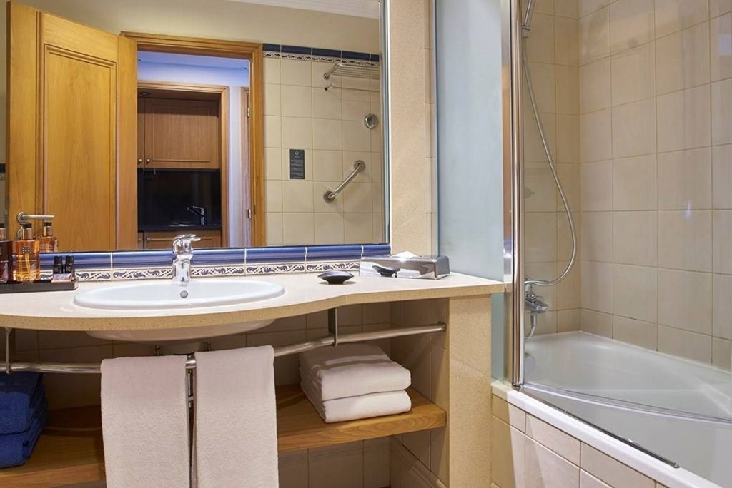 Porto Santa Maria Logies en ontbijt - Hotel