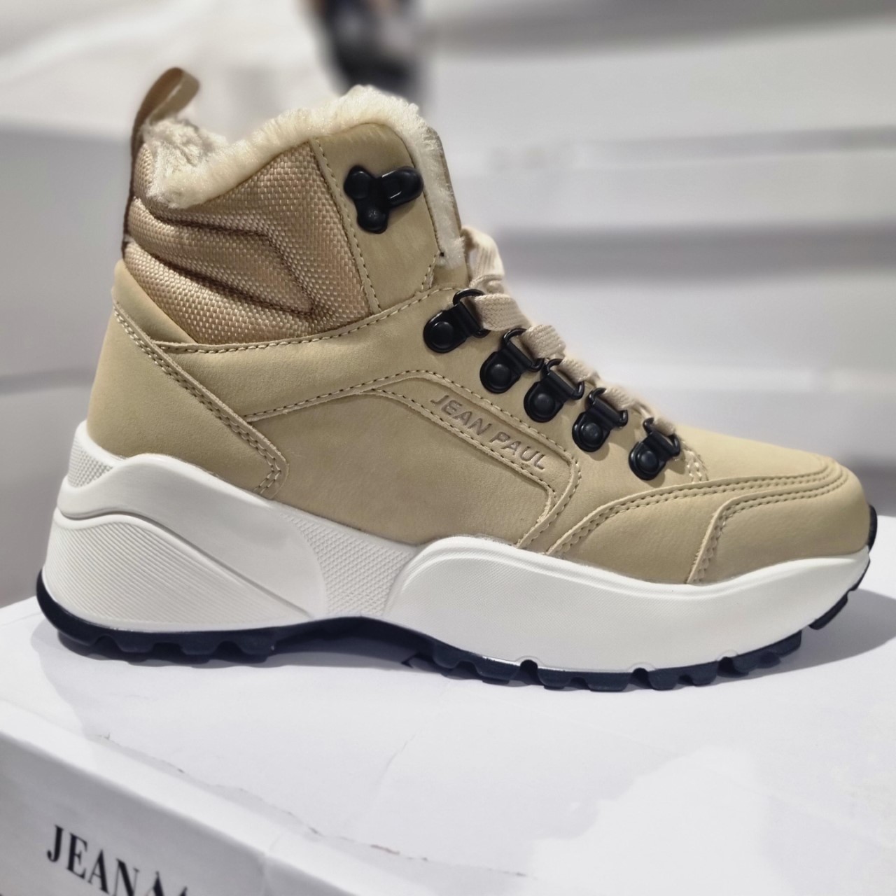Jean Paul - Massif Cement Beige