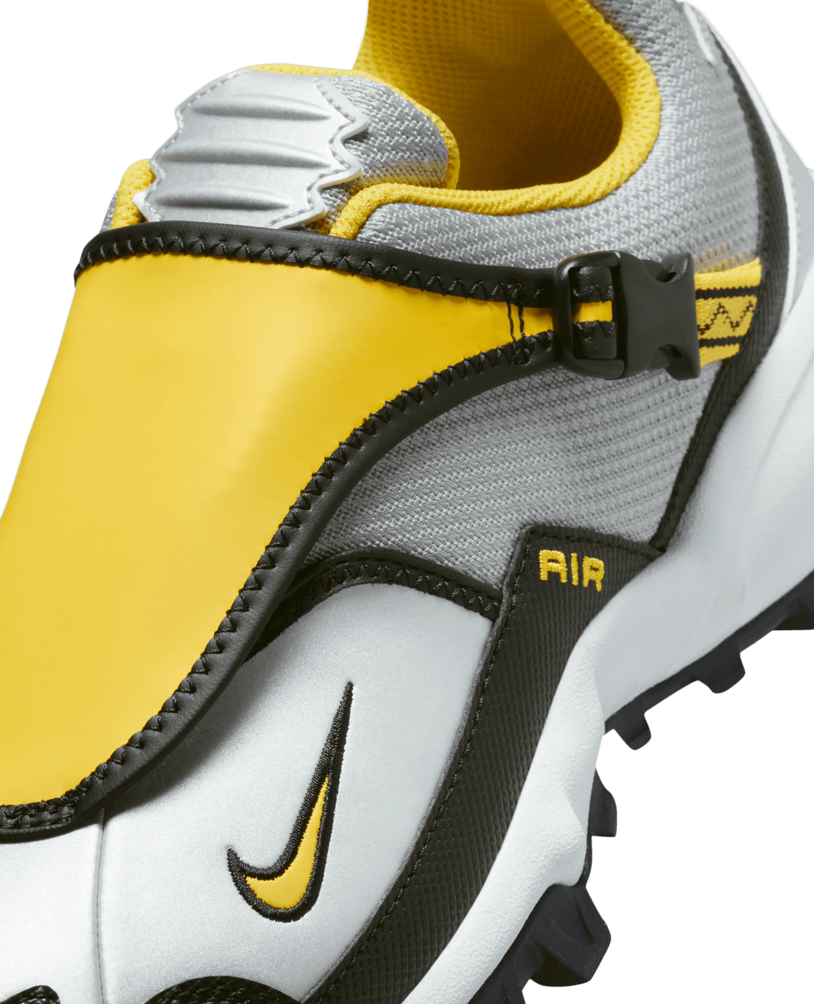 Nike ACG Phassad (Black/Yellow Zest-Metalic Silver)
