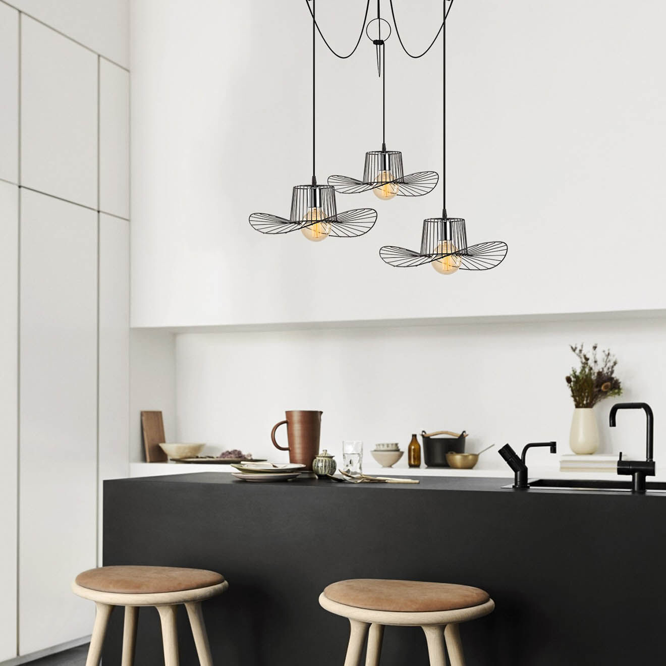 Opviq Suspension Tel 6741 noir  - H.122xD.118 cm