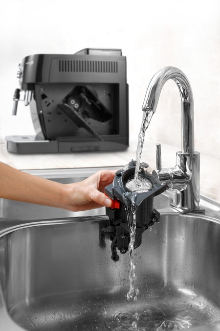 DELONGHI Magnifica 22.127.B Garantie 3 ans Coloris:Noir