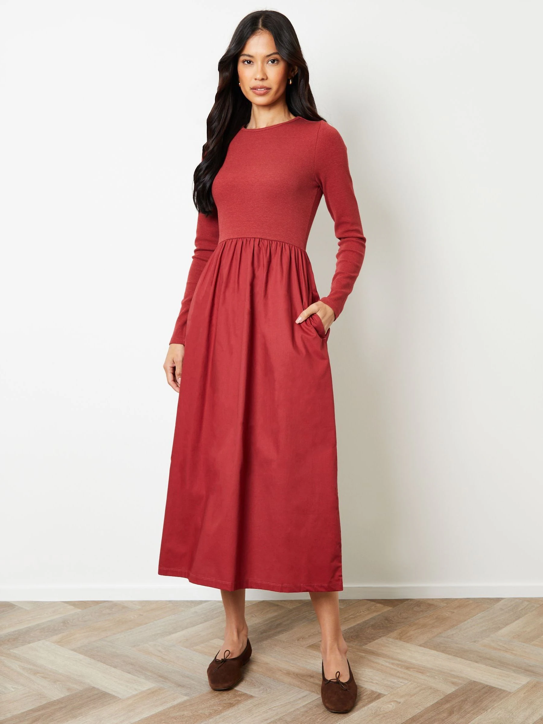 Roestbruin - Threadbare geribbelde jersey 2-in-1 midi-jurk met poplin rok