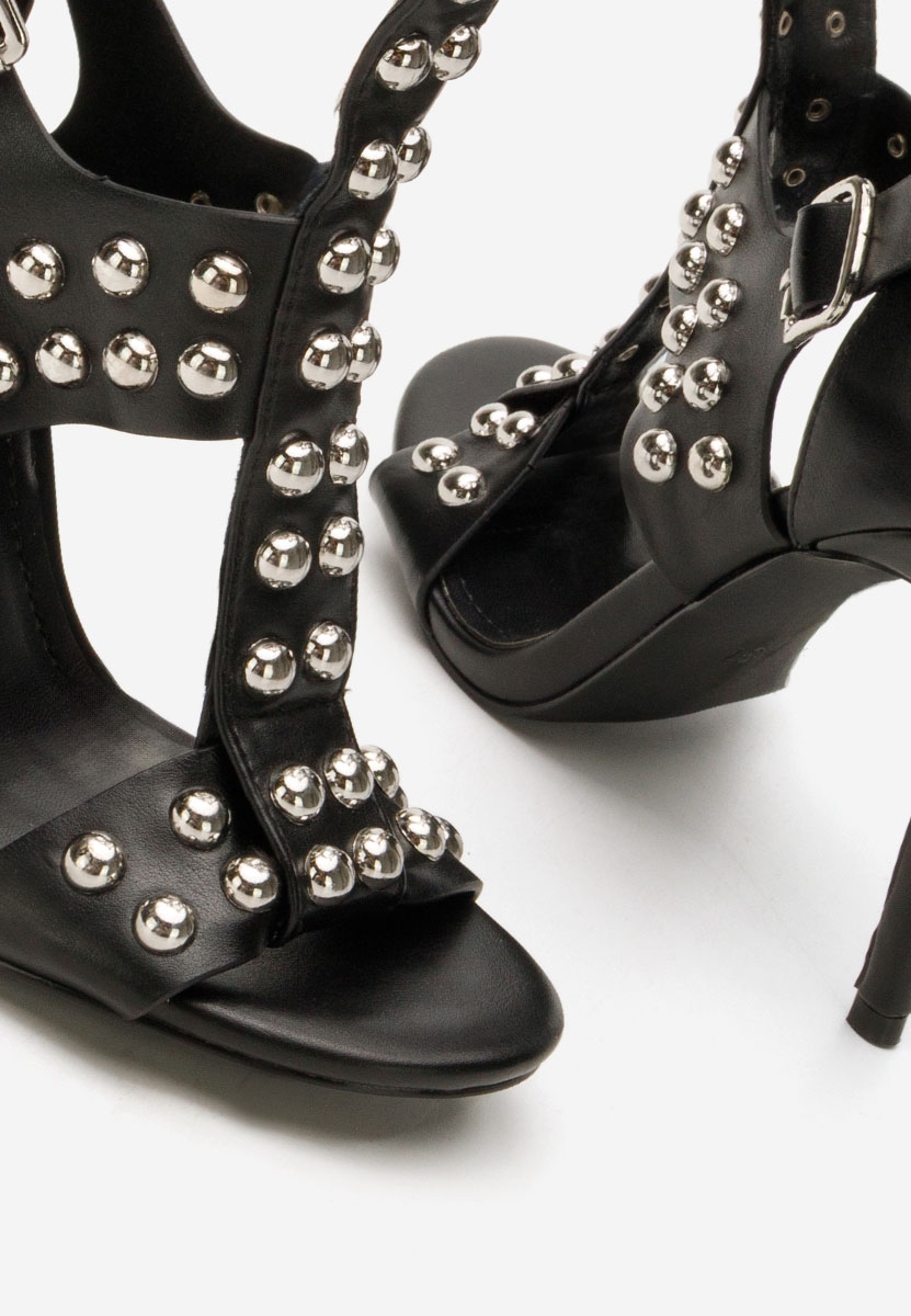 Sandales à talon fin noires Clinita