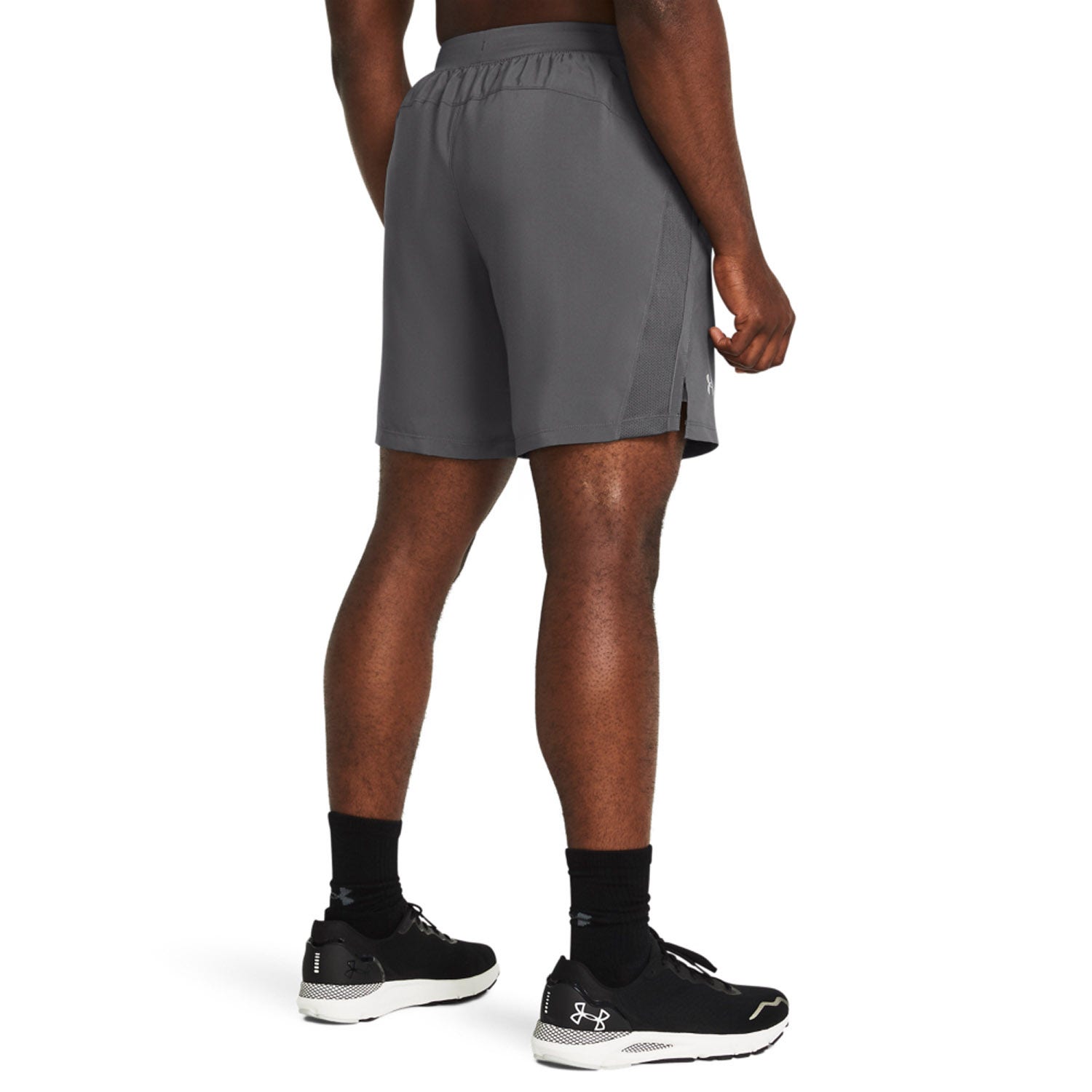 Under Armour  Launch 7