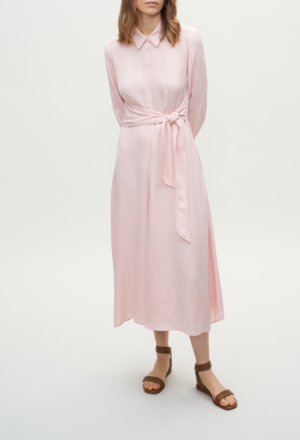 Robe chemise longue ceinturee