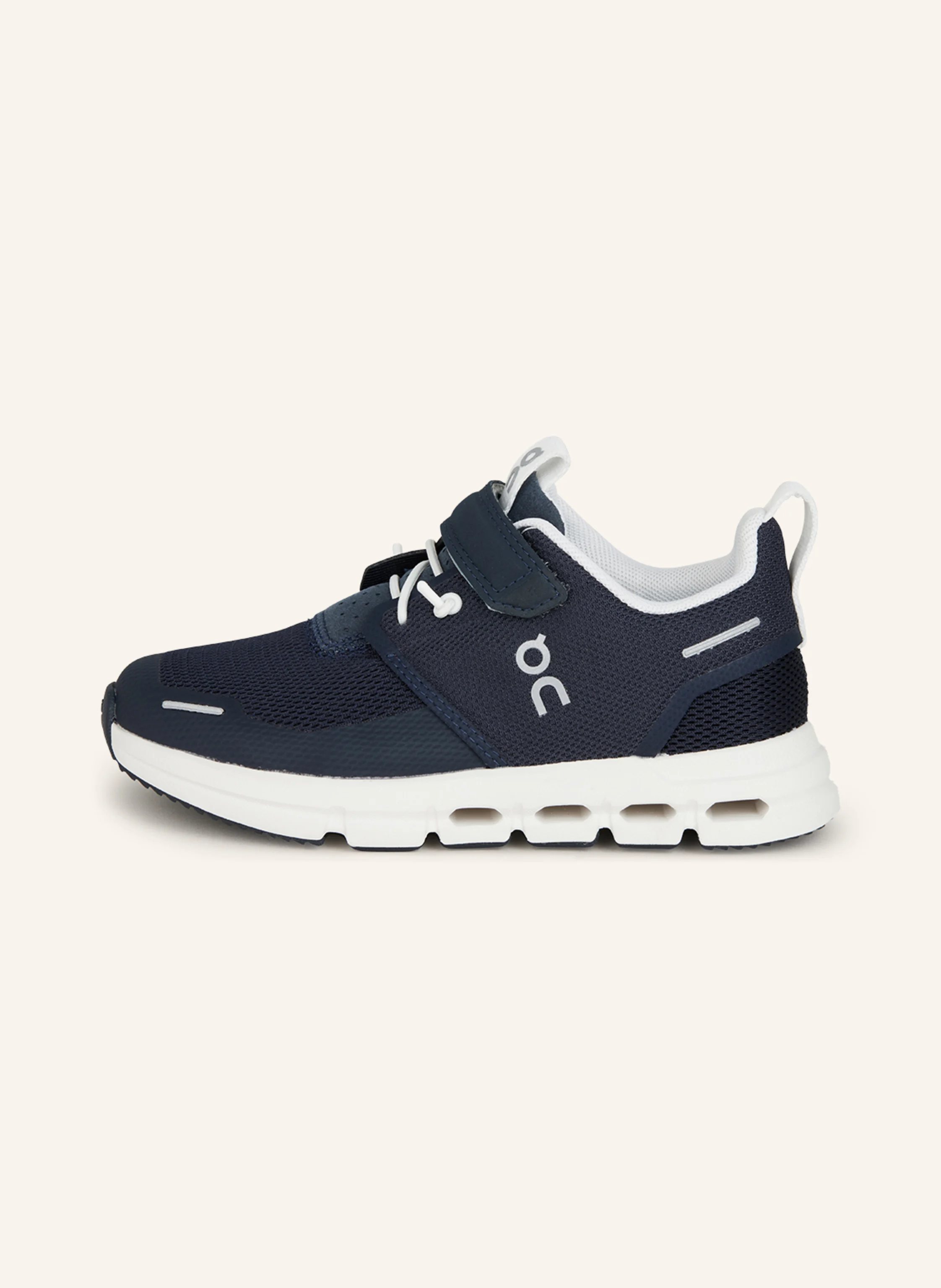 On Sneaker CLOUD PLAY