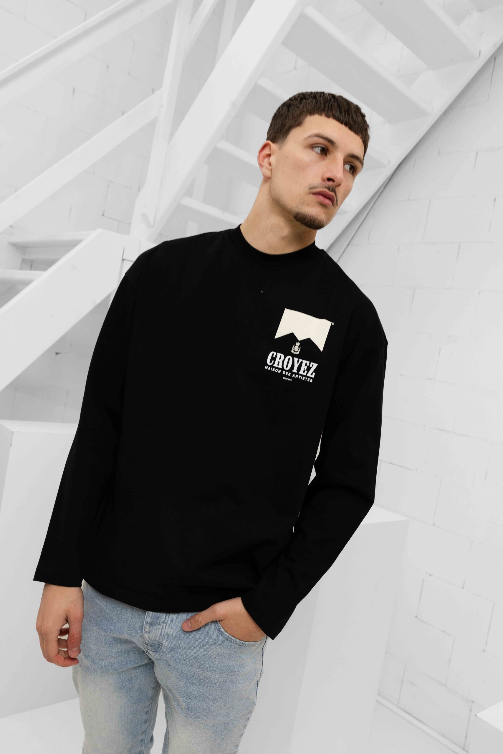Croyez Maison Fumes Longsleeve T-Shirt Heren Zwart