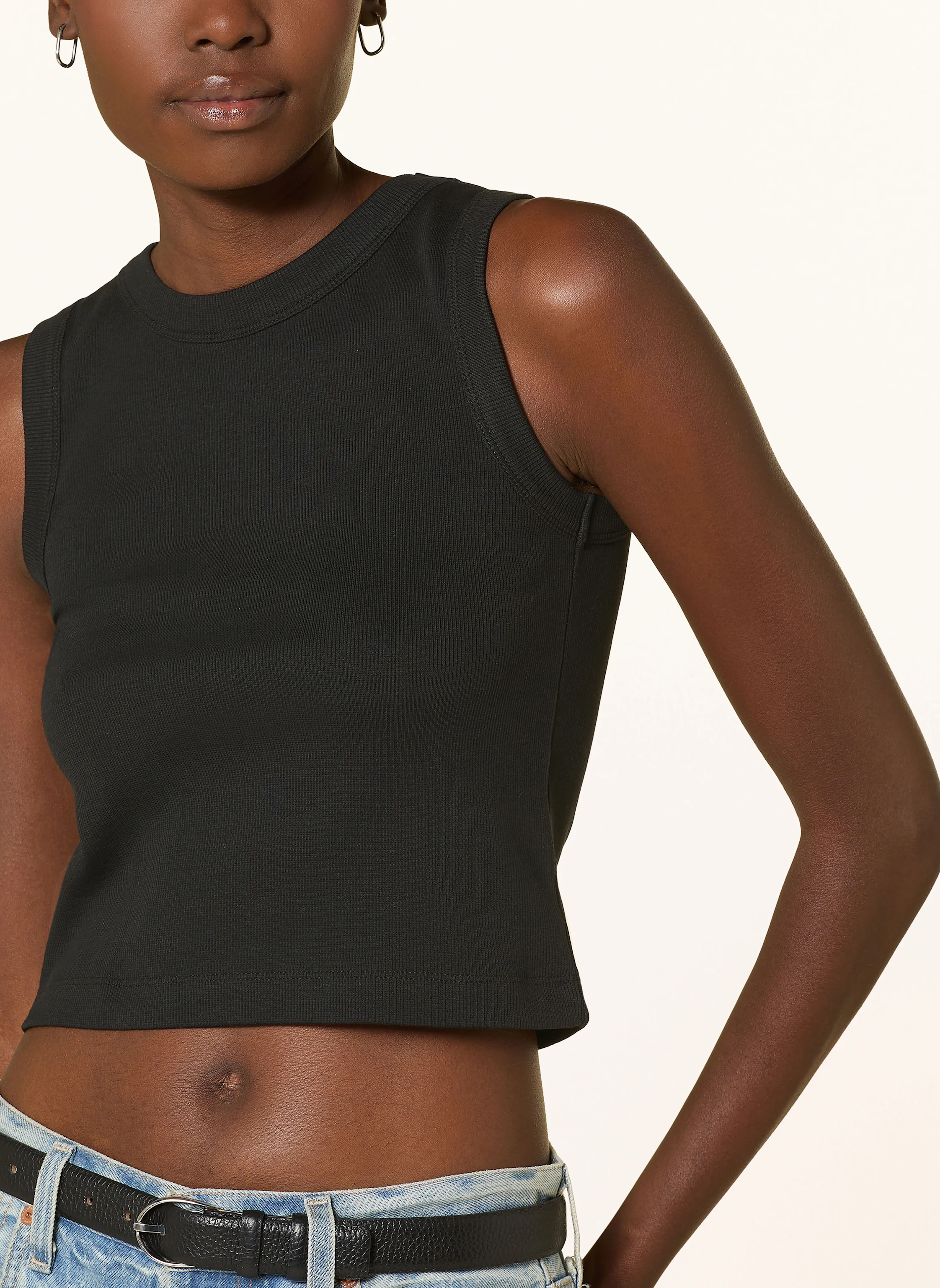 MRS & HUGS Cropped-Top