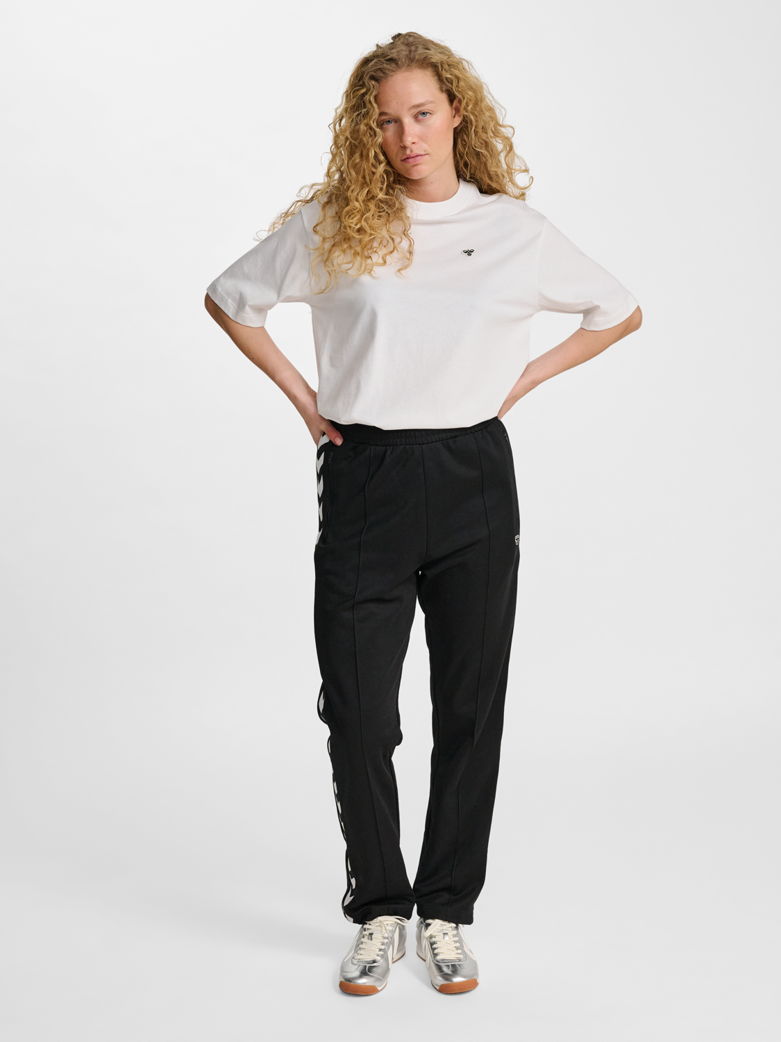 hmlLOOSE T-SHIRT BEE S/S