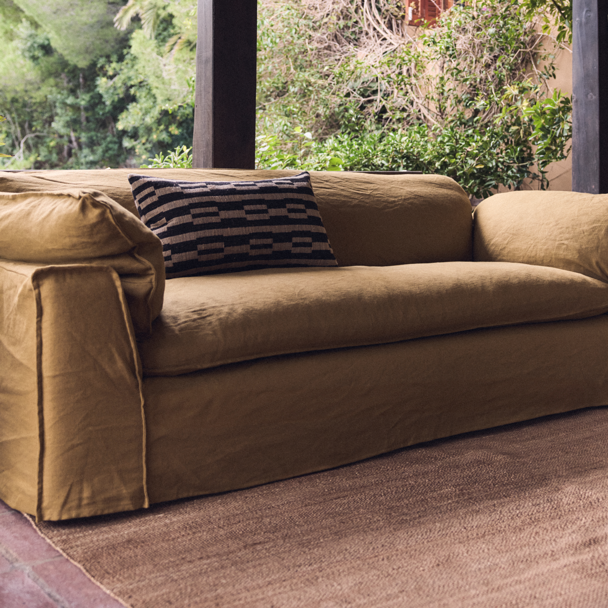 2,5-zitsbank Nomad linnen burnt ochre