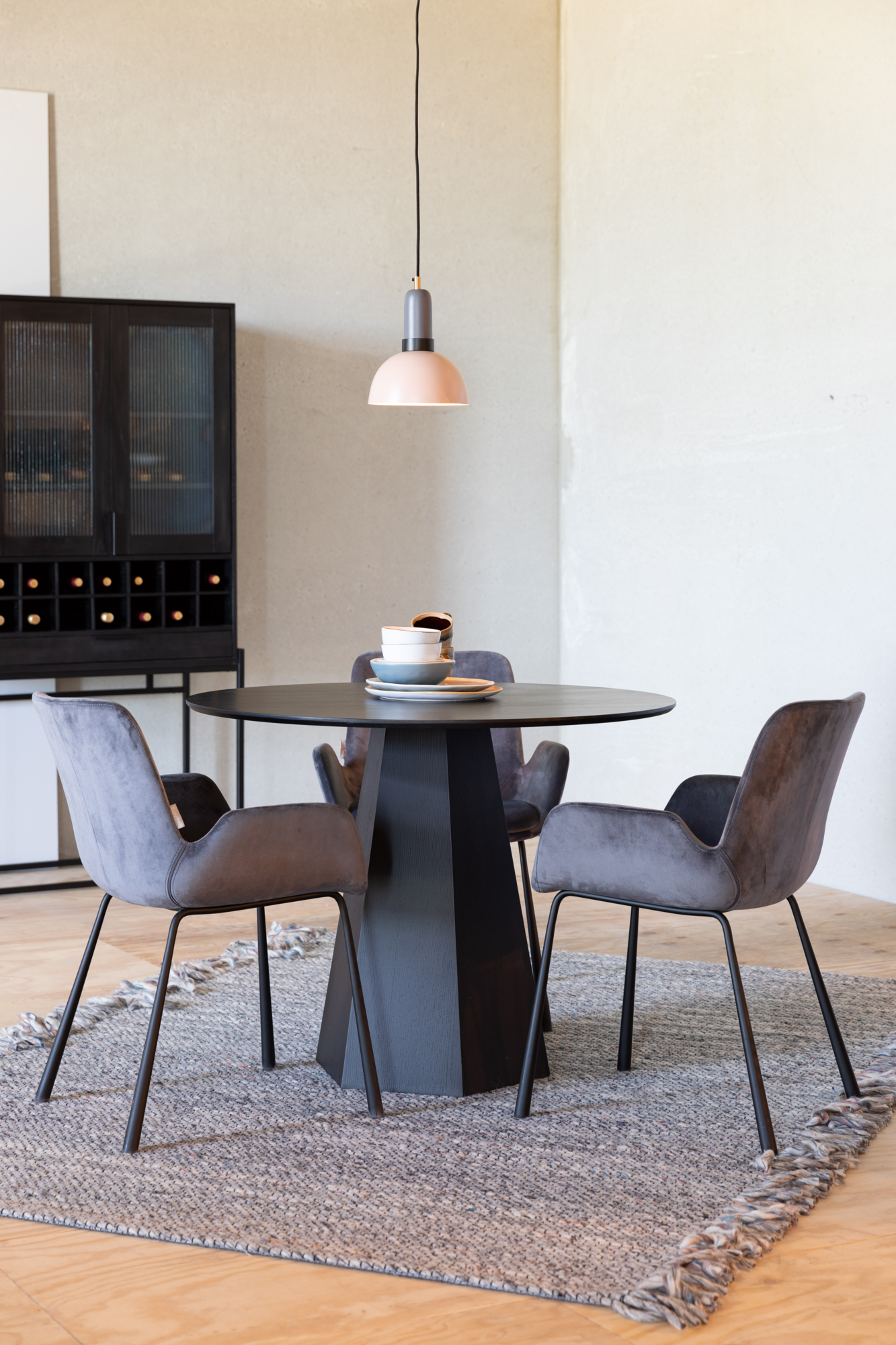 Eettafel Pilar zwart