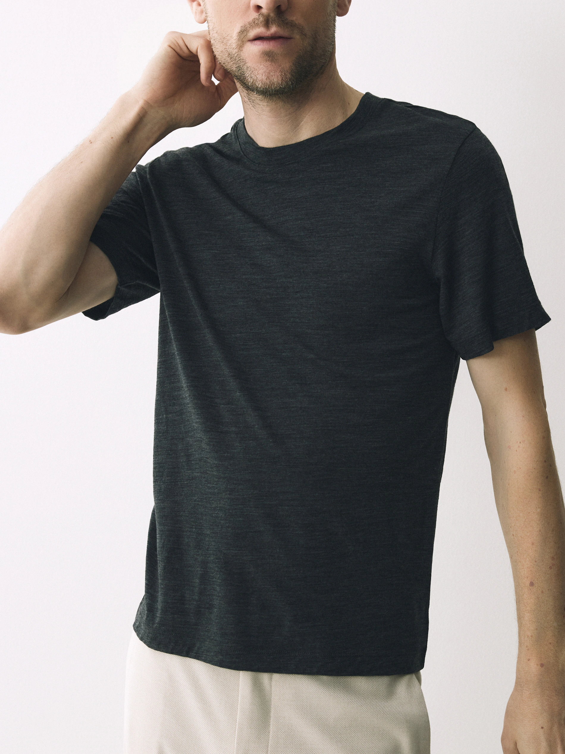 Merino Wolle Slim Fit T-Shirt