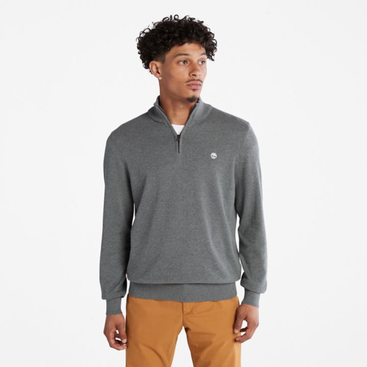 Suéter masculino Williams River de algodão com zíper até o peito na cor cinza escuro.