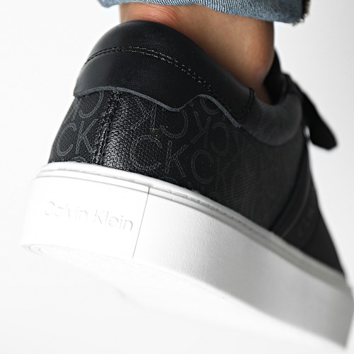 Baskets Low Top Lace Up Mono 0823 Black Mono