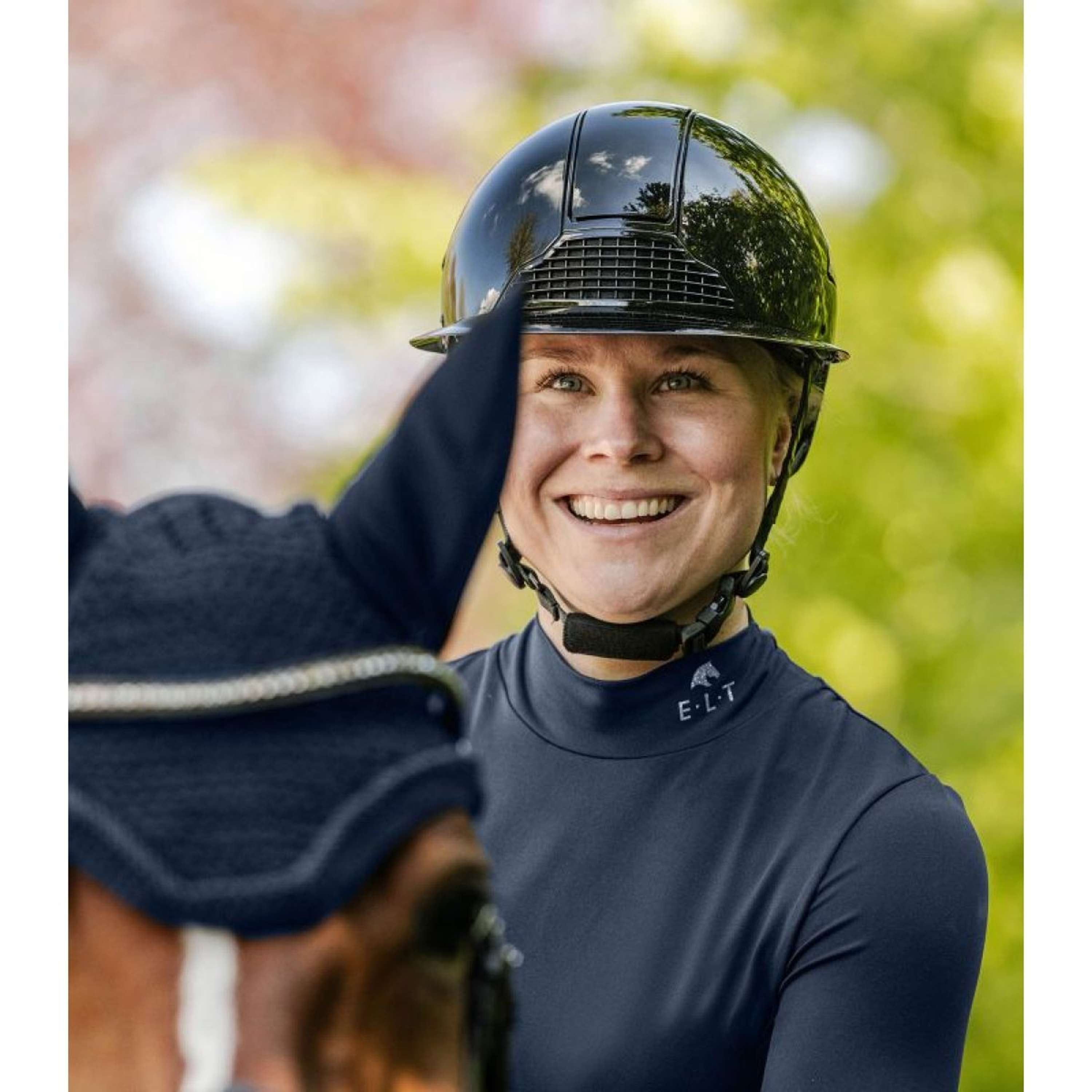 Swing Cap H24 Lady Glossy Black Gloss