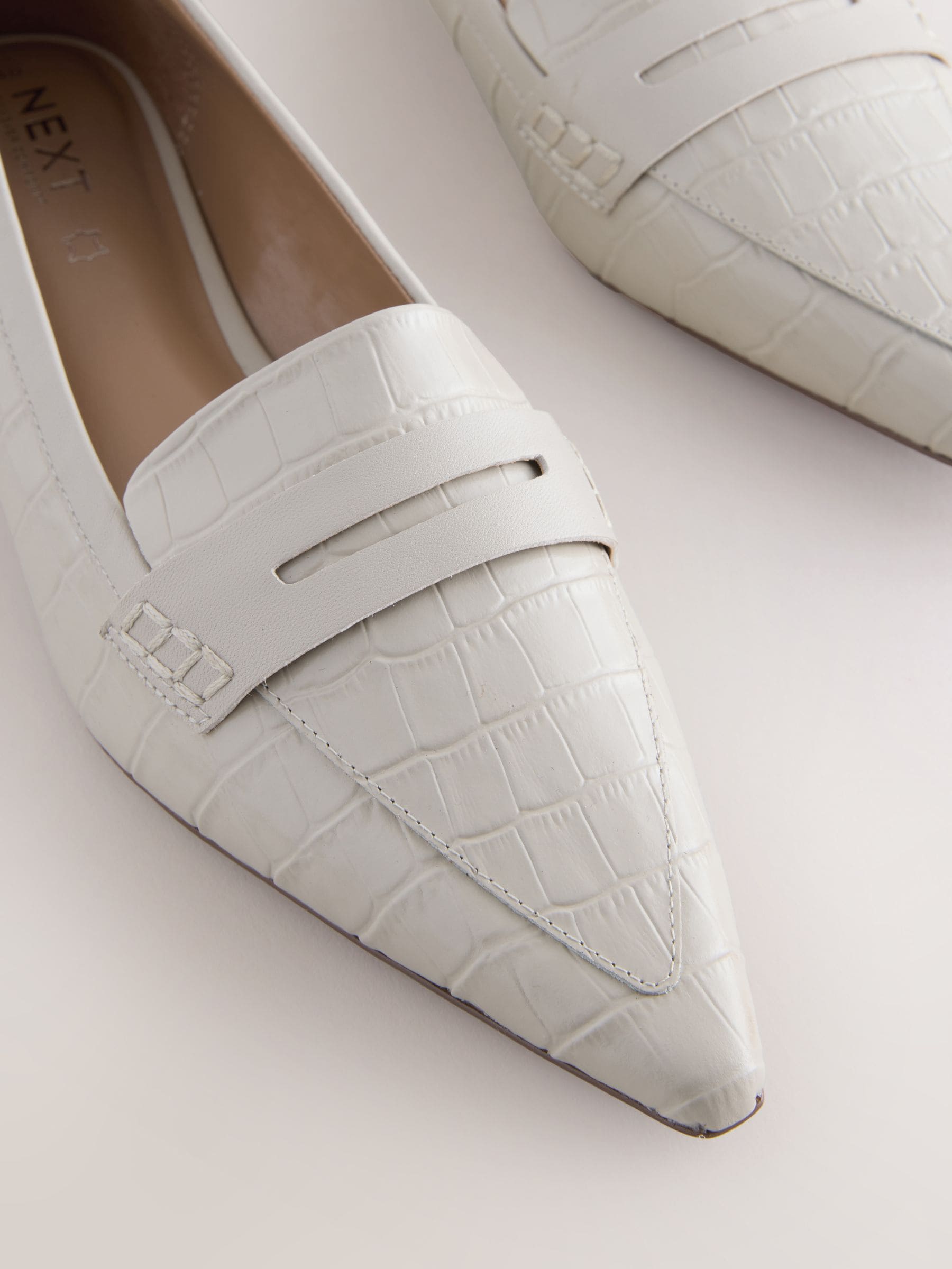 Grey Croc Embossed - Forever Comfort® Premium Leather Pointed Toe Loafers