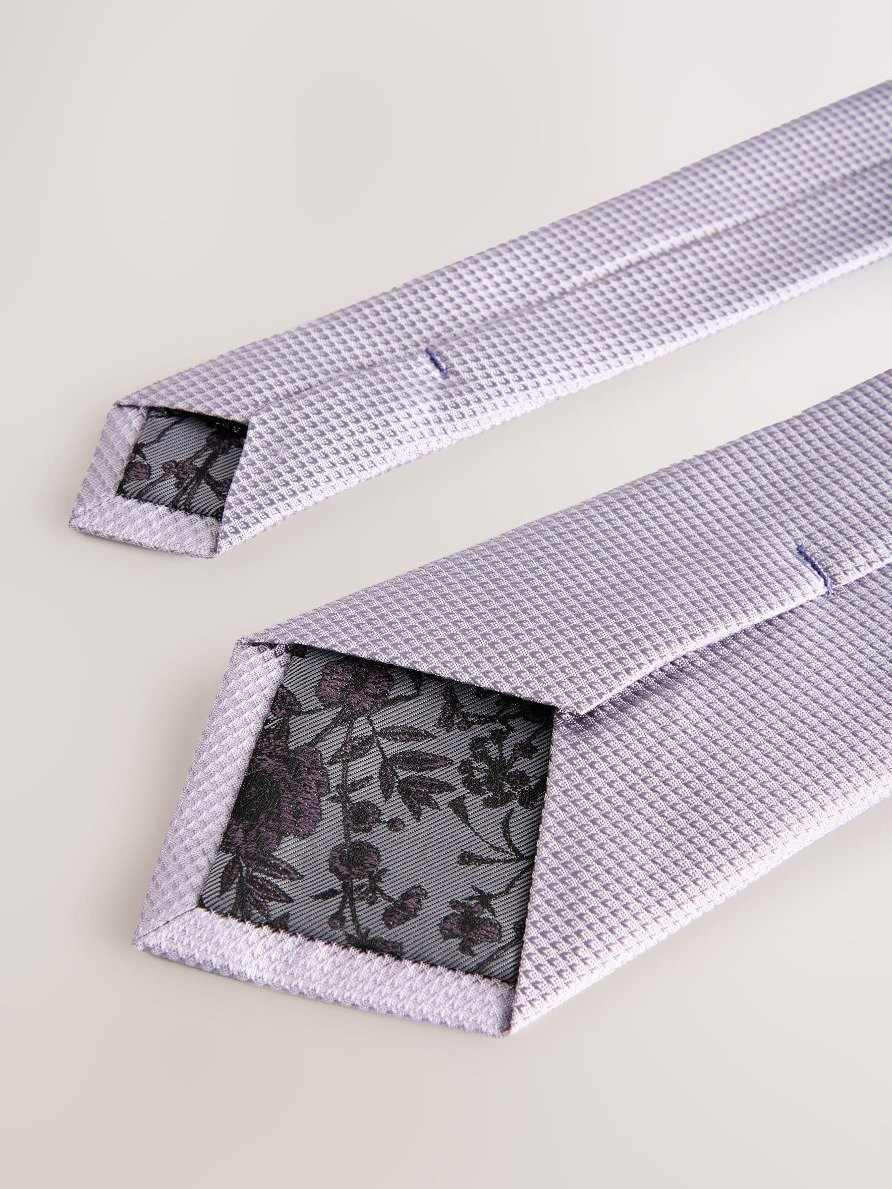 Lila - Set met textuurrijke stropdas en pochet