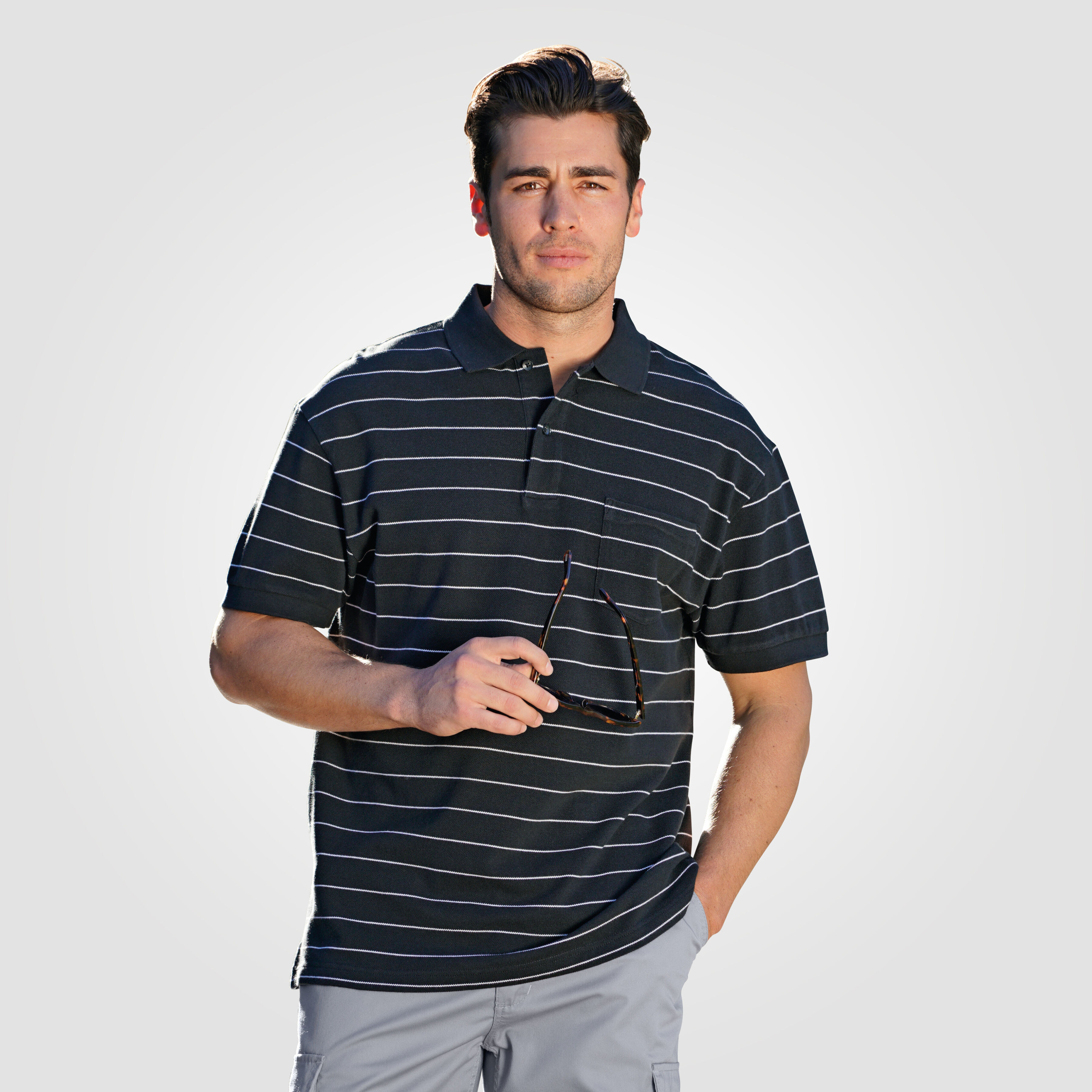 Herren Polo-Piqué-Shirt mit Brusttasche