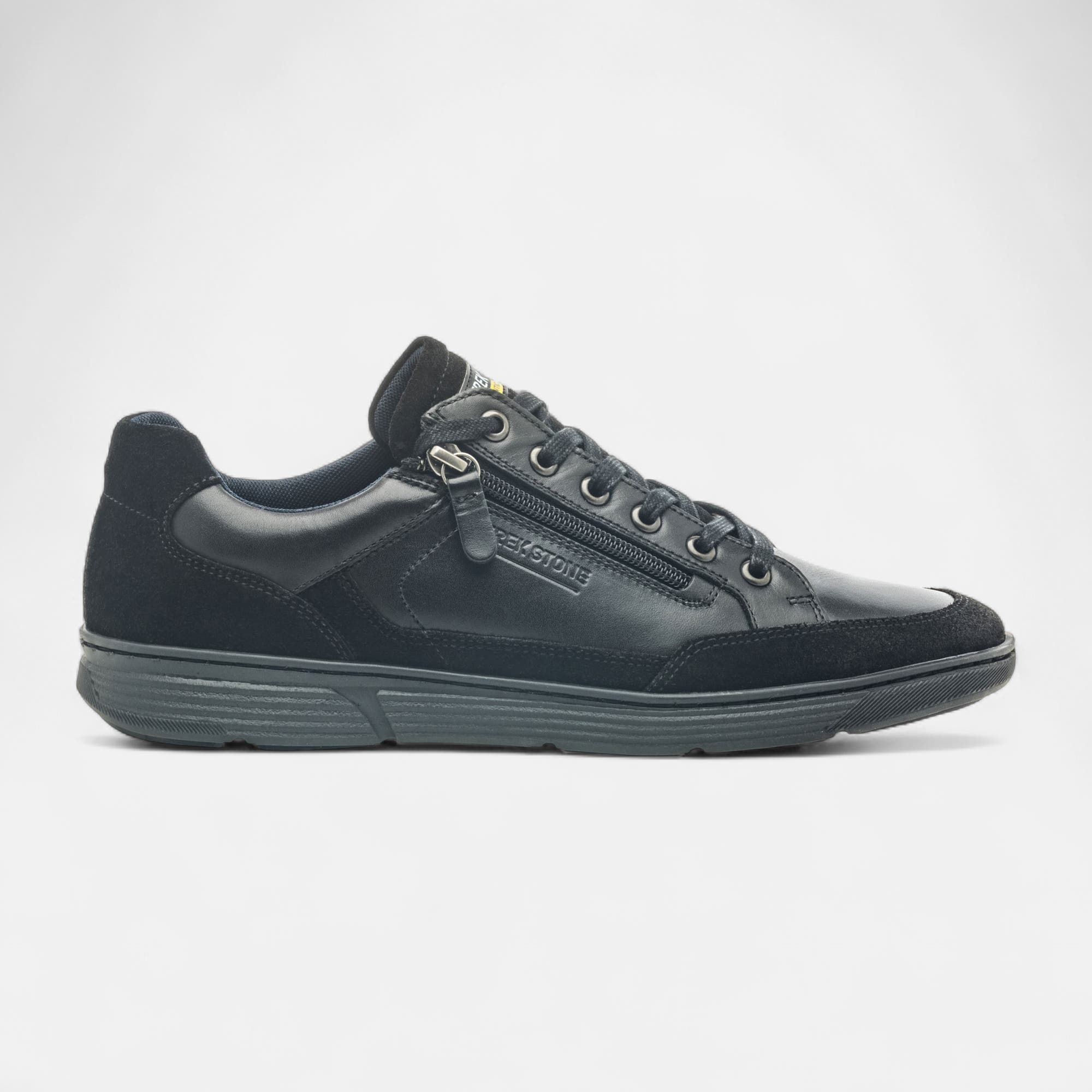 Baskets basses Homme en cuir noir