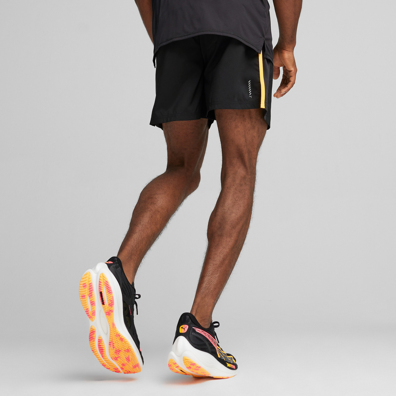PUMA RUN Favorite Velocity 5'' Short Heren