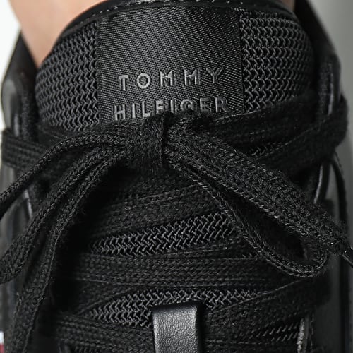 Baskets Core Leather Essential 5040 Black