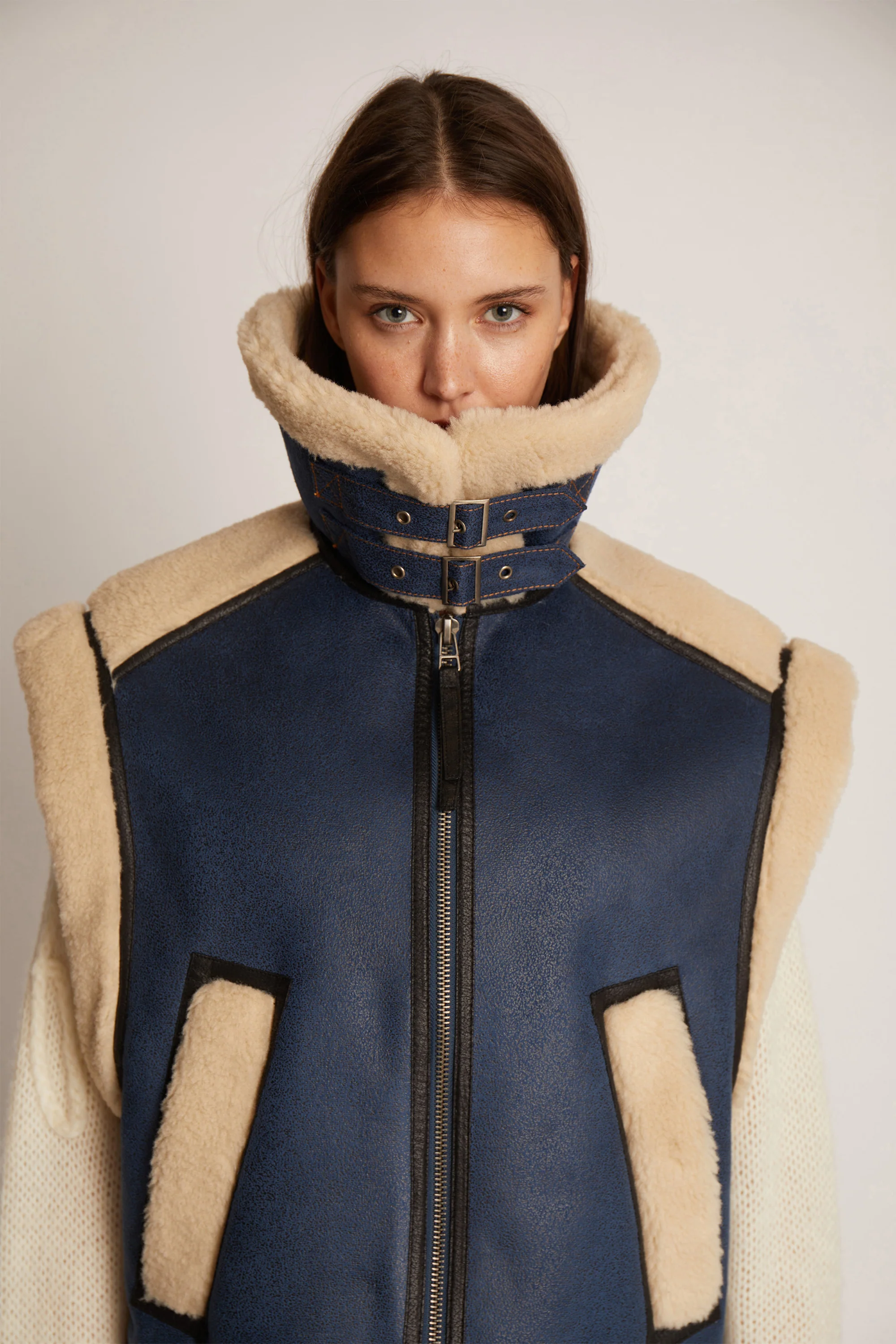 MUNTHE  Tuppa vest - blå/creme