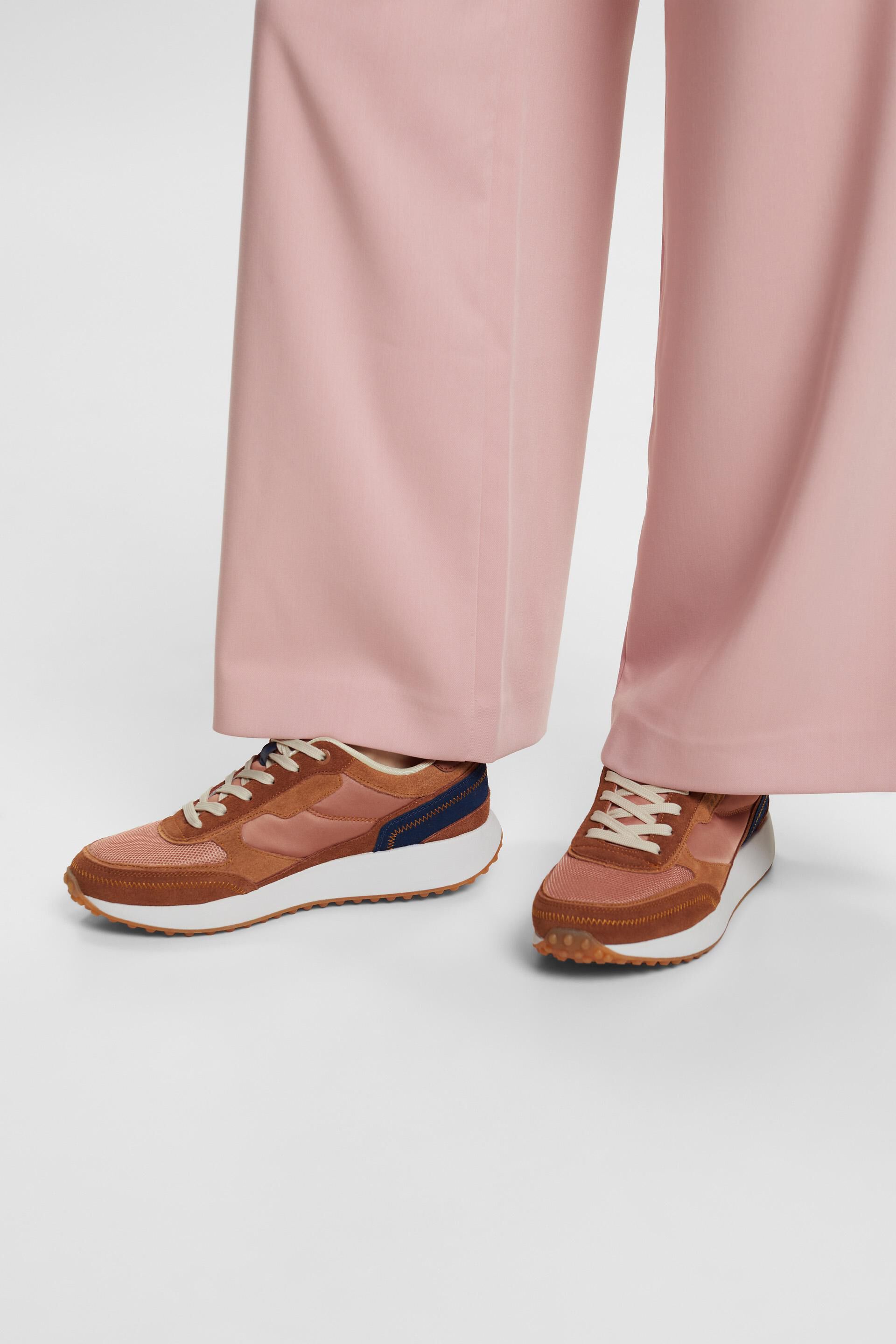 Shoes leather