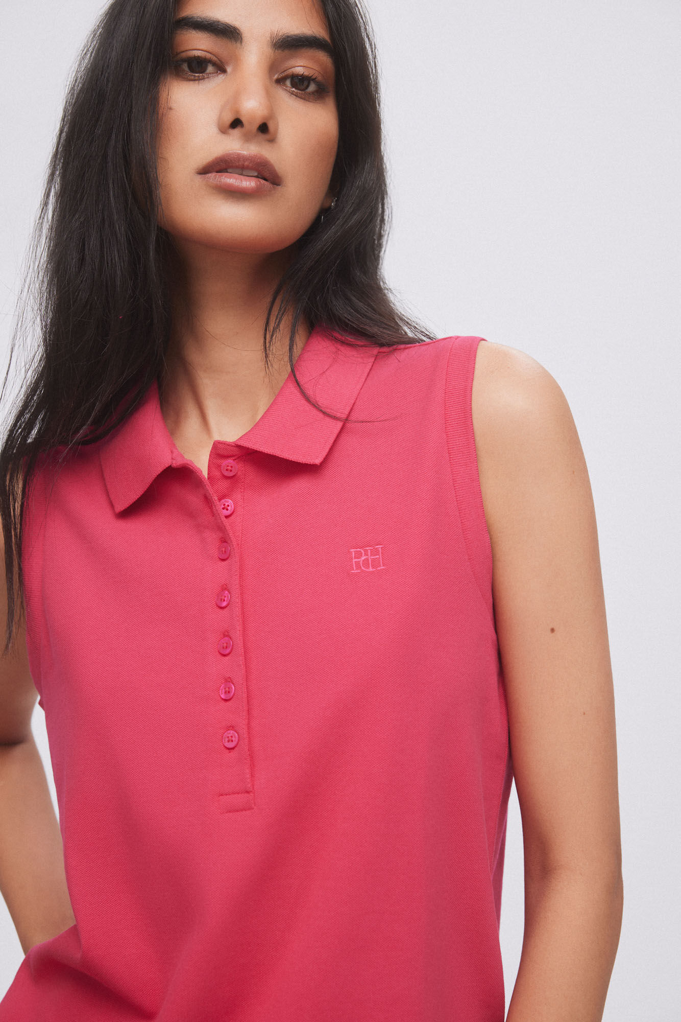 Camisa polo lisa sem mangas - Rosa
